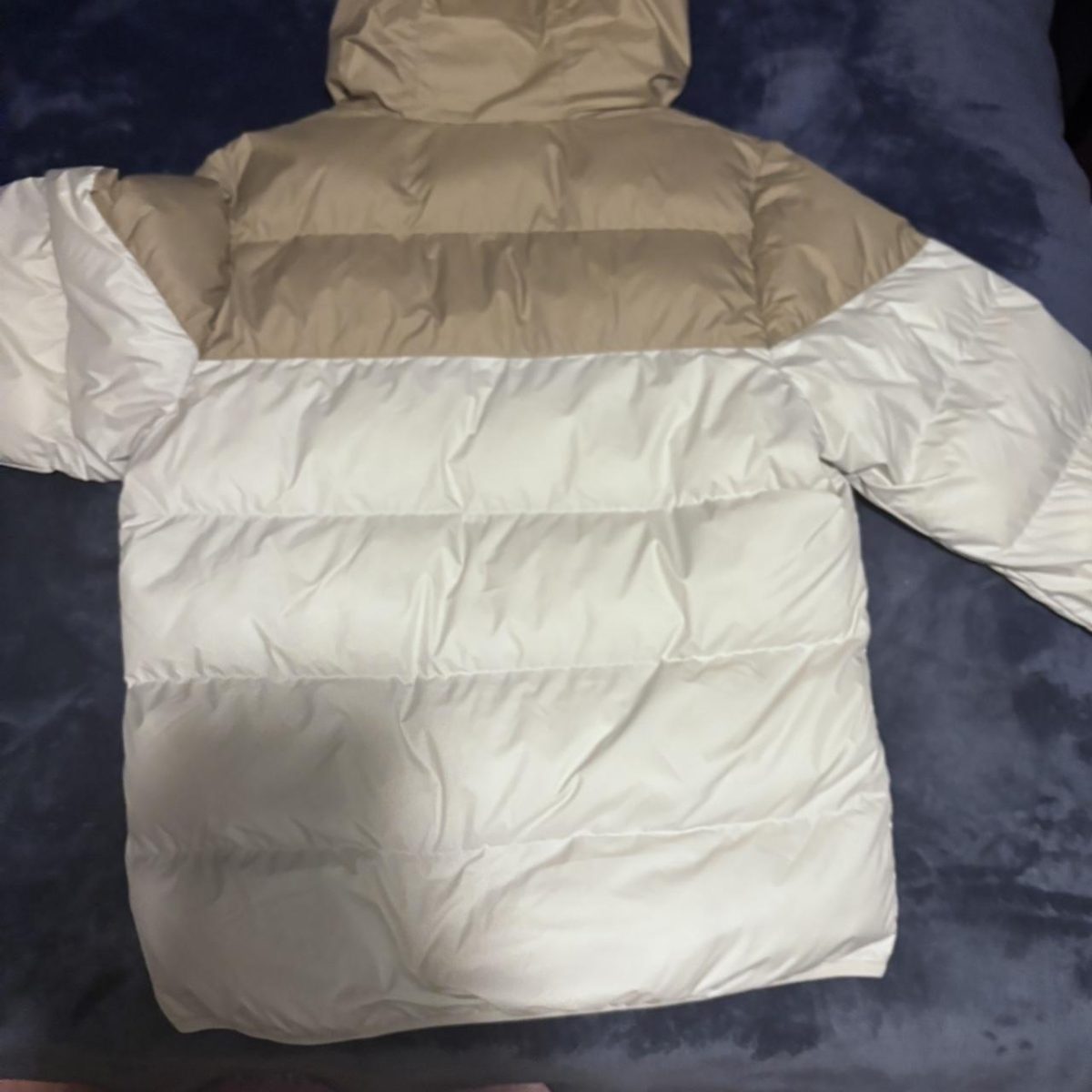 Nike Men's Cream and White Jacket - Image 2