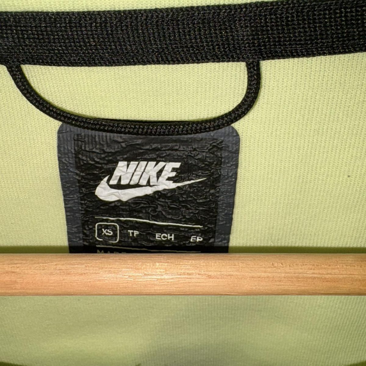 Nike Men's Neon Green Tech Suit - Image 4