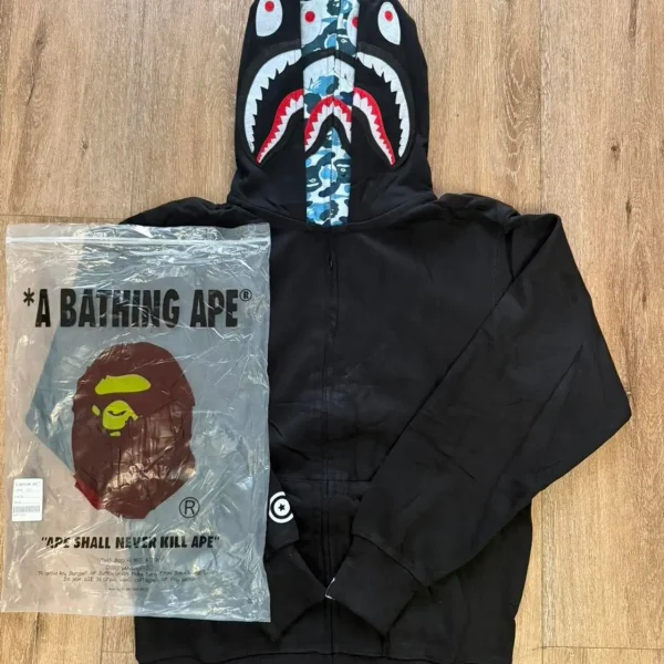 BAPE Men's Black Hoodie