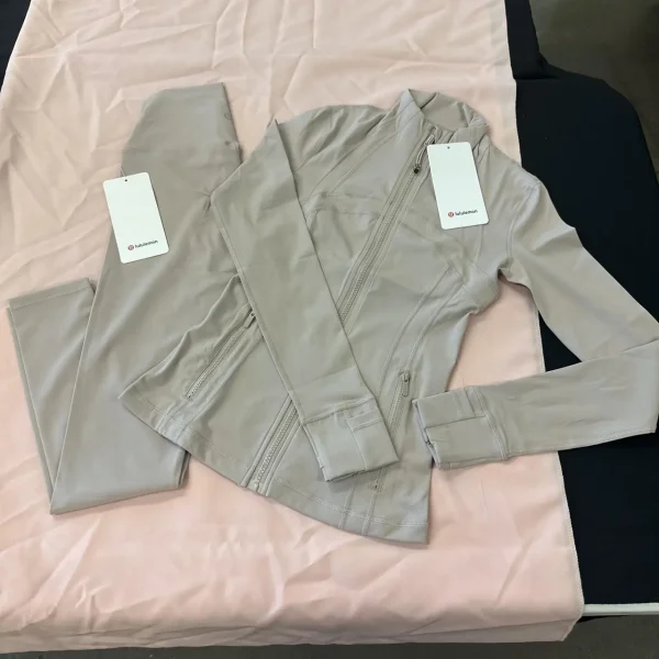 Lululemon Women's  Tan Set