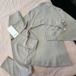 Lululemon Women's  Tan Set - Image 2