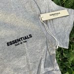 Essentials Men's Grey T-shirt - Image 3