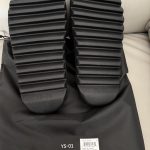 Yeezy Men's Black Slides - Image 2