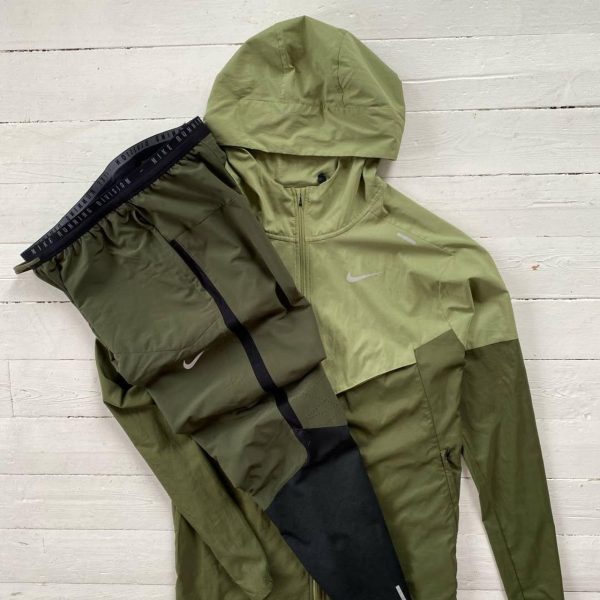 Nike Men's Khaki and Green Miller Set