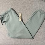 Essentials Men's Green Set - Image 2